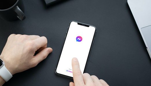 Messenger Services in India